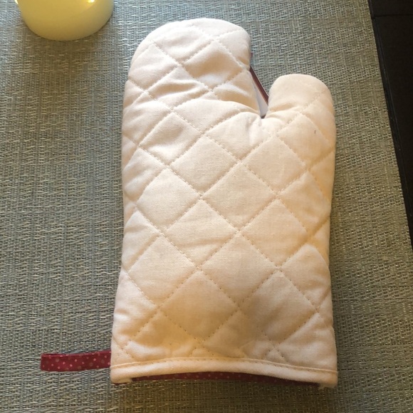 #23 Oven Mitt with Bread Mix - Picture 5 of 13